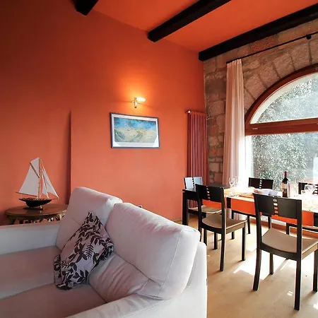 Apartament Archi